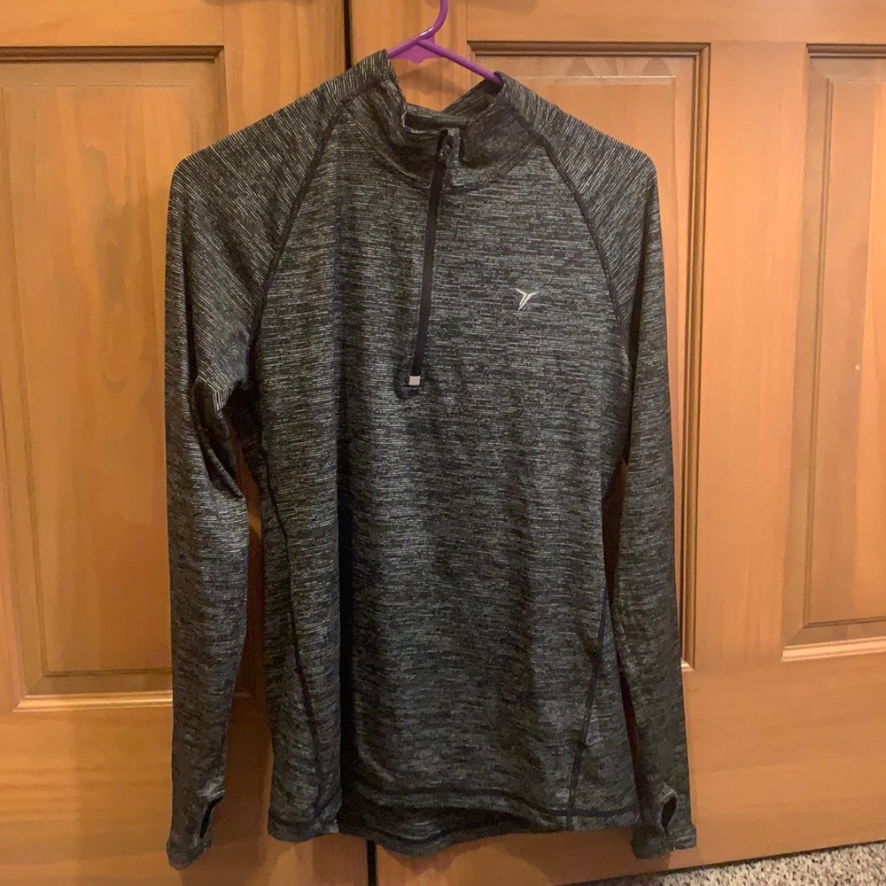 Comfy old navy active half zip!